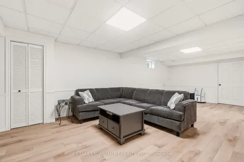 78 Sumac Court Grimsby ON L3M 5M6