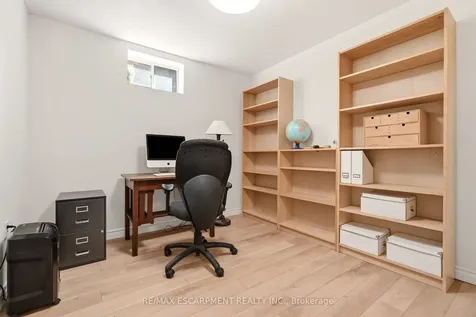 78 Sumac Court Grimsby ON L3M 5M6