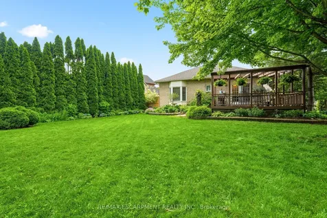 78 Sumac Court Grimsby ON L3M 5M6