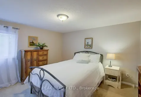 Crescent Kitchener ON N2R 1E2