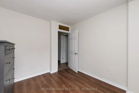 3 Phelps Street St. Catharines ON L2P 2H5