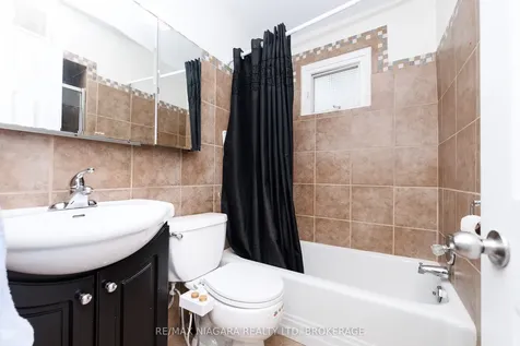 3 Phelps Street St. Catharines ON L2P 2H5