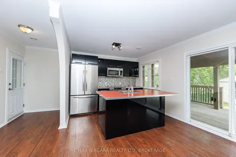 3 Phelps Street St. Catharines ON L2P 2H5