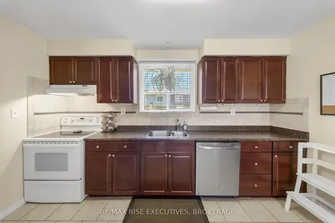 1089 Pinewood Place Kingston ON K7P 1K9