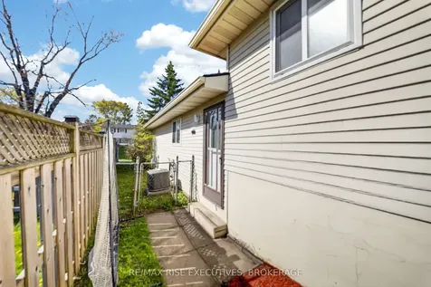 1089 Pinewood Place Kingston ON K7P 1K9