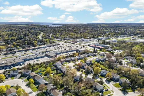 1089 Pinewood Place Kingston ON K7P 1K9