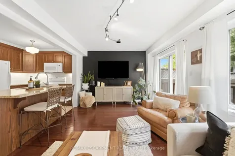 222 Fall Fair Way Hamilton ON L0R 1C0