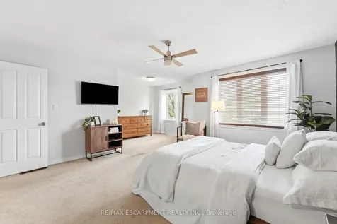 222 Fall Fair Way Hamilton ON L0R 1C0
