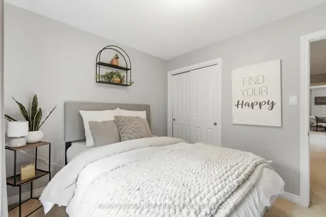 222 Fall Fair Way Hamilton ON L0R 1C0
