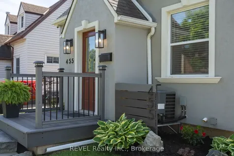 455 Wallace Avenue N Welland ON L3B 1R3