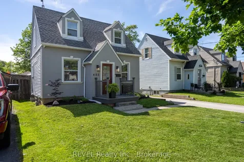 455 Wallace Avenue N Welland ON L3B 1R3