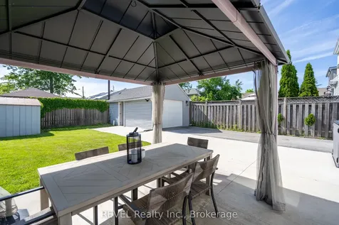 455 Wallace Avenue N Welland ON L3B 1R3
