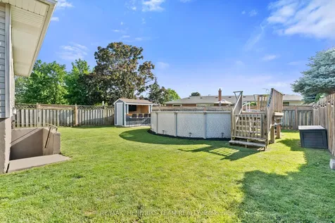 111 Meredith Drive St. Catharines ON L2M 6C5