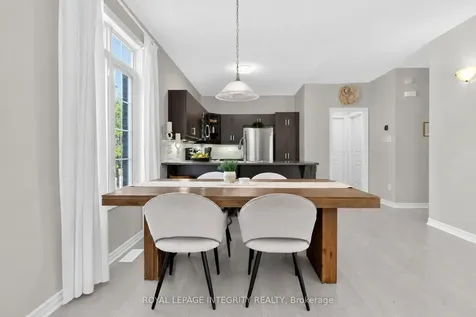 84 Stonehaven Drive Kanata ON K2M 0C1