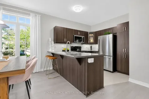 84 Stonehaven Drive Kanata ON K2M 0C1