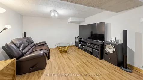 1043 12th Street E Owen Sound ON N4K 5V4
