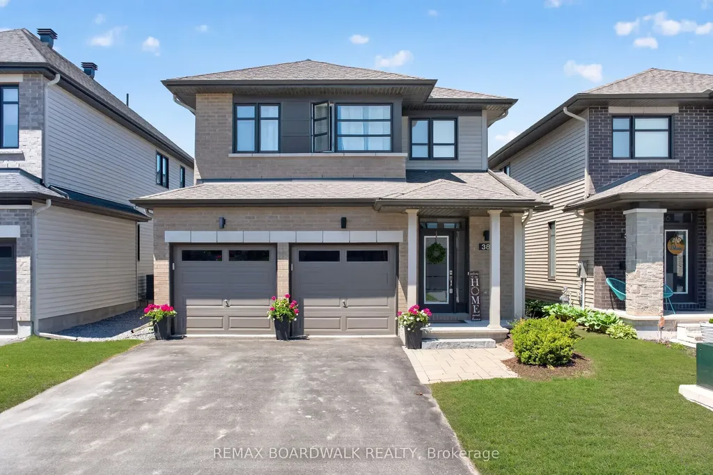 38 Thunderbolt Street Kanata ON K2V 0L9