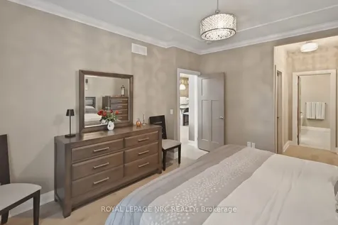 6 Tuscany Court St. Catharines ON L2S 0E2