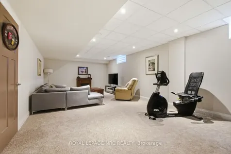6 Tuscany Court St. Catharines ON L2S 0E2