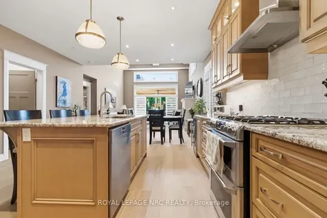6 Tuscany Court St. Catharines ON L2S 0E2