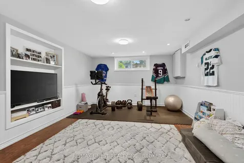 1009 Wise Street Kingston ON K7P 2V9