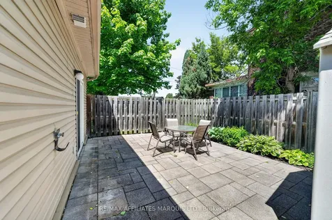 136 Fourth Street E Cornwall ON K6H 2H9