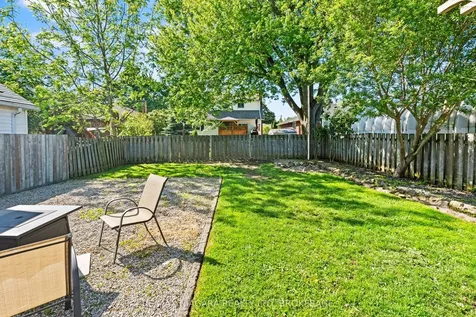 19 Bridge Street St. Catharines ON L2S 2V7