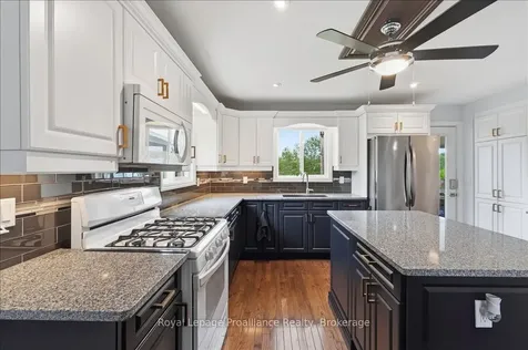 229 Henry Street Stirling-rawdon ON K0K 3E0