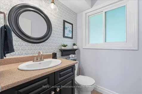 229 Henry Street Stirling-rawdon ON K0K 3E0
