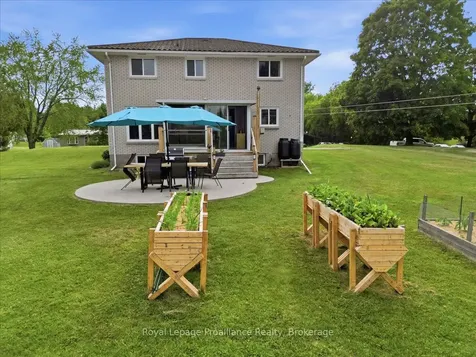 229 Henry Street Stirling-rawdon ON K0K 3E0