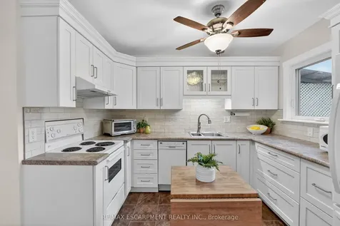 272 Cope Street Hamilton ON L8H 5B5