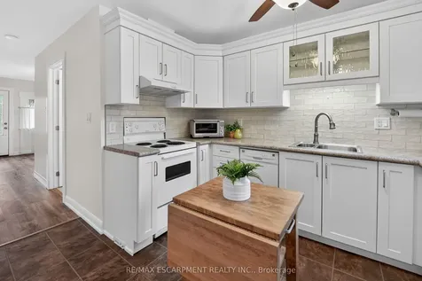 272 Cope Street Hamilton ON L8H 5B5