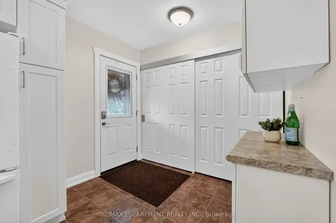 272 Cope Street Hamilton ON L8H 5B5