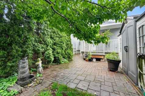 272 Cope Street Hamilton ON L8H 5B5
