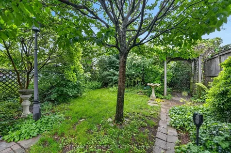 272 Cope Street Hamilton ON L8H 5B5