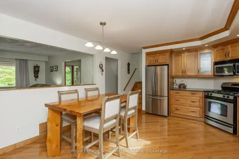 27 Little Down Lane North Bay ON P1B 8G2