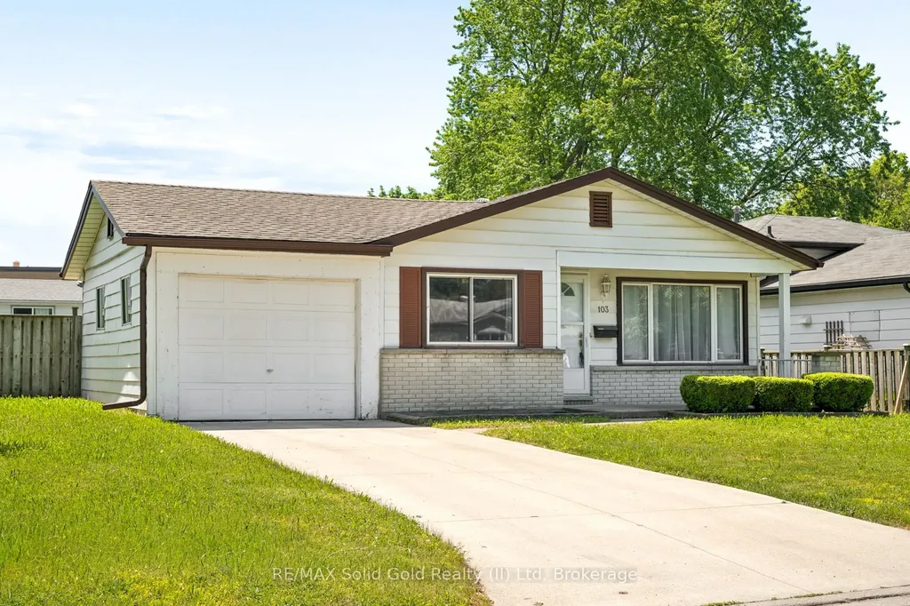 103 Belwood Crescent Kitchener ON N2C 1Z4