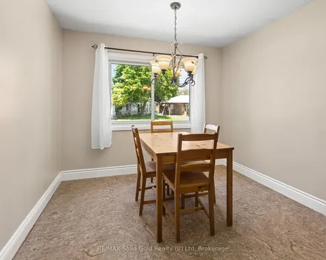103 Belwood Crescent Kitchener ON N2C 1Z4
