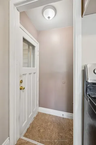 103 Belwood Crescent Kitchener ON N2C 1Z4