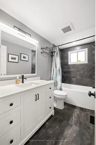 103 Belwood Crescent Kitchener ON N2C 1Z4