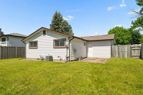 103 Belwood Crescent Kitchener ON N2C 1Z4