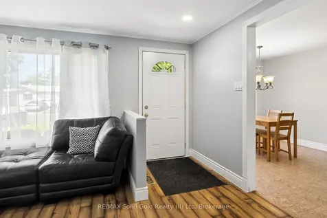 103 Belwood Crescent Kitchener ON N2C 1Z4