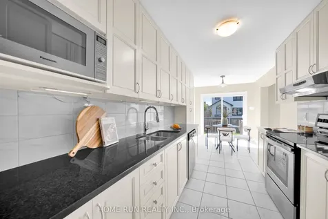 219 Halyard Way Kanata ON K2T 0L2