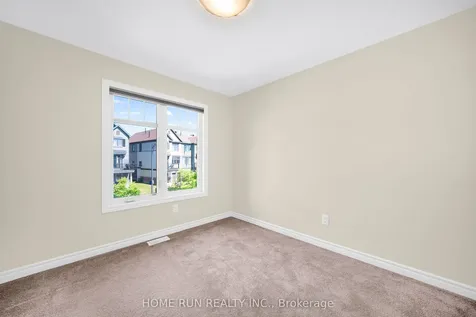 219 Halyard Way Kanata ON K2T 0L2