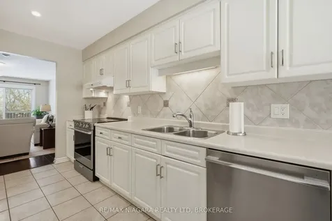 77 Erion Road St. Catharines ON L2W 1B4
