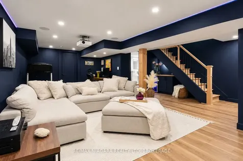30 Orlando Drive St. Catharines ON L2N 6X4