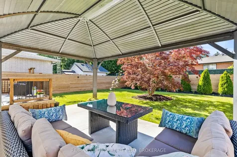 30 Orlando Drive St. Catharines ON L2N 6X4