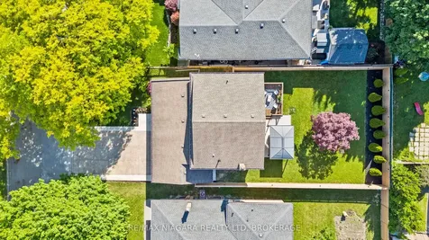 30 Orlando Drive St. Catharines ON L2N 6X4