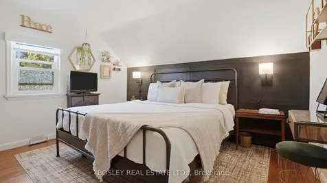 29 Bloomfield Avenue St. Catharines ON L2P 1X2