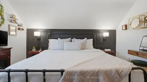 29 Bloomfield Avenue St. Catharines ON L2P 1X2